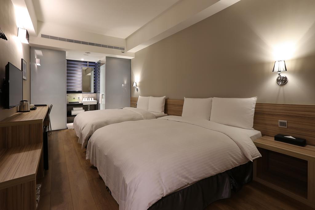 Miller Inn Taichung Extérieur photo