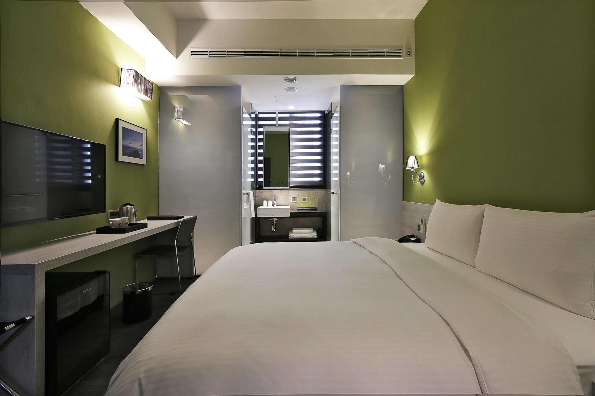 Miller Inn Taichung Extérieur photo